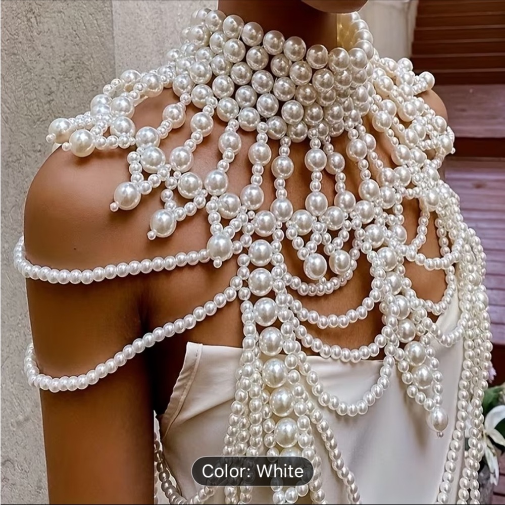 Elegant Pearl Choker Necklace - Picture 7 of 7